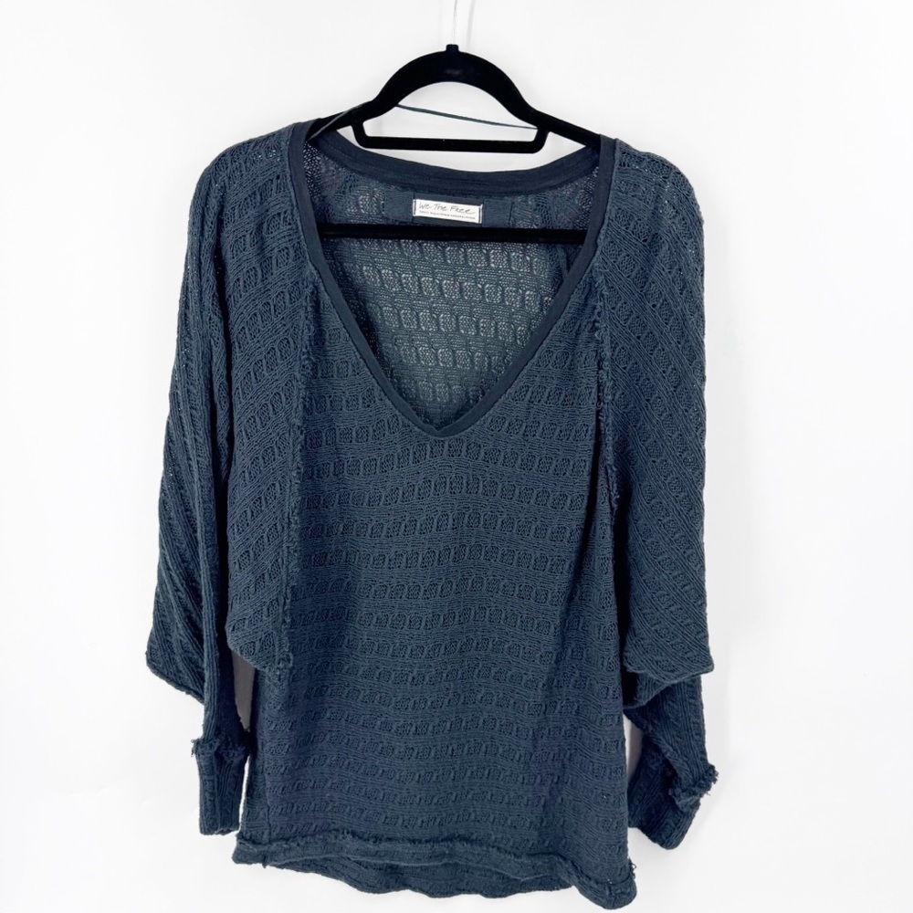 ✅ FREE PEOPLE We The Free Thien's Hacci GREY Night Dolman Sleeve Sweater SMALL